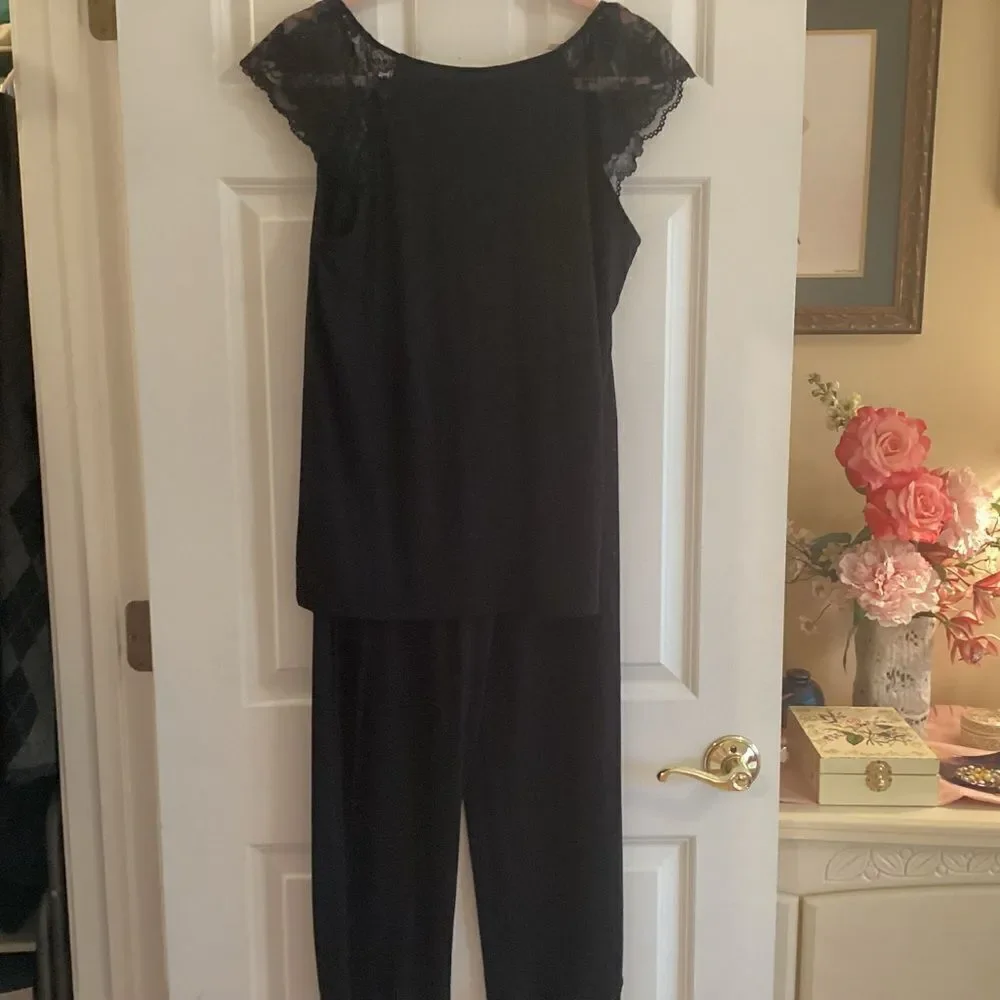 NWT. Charter Club/Macy’s Brand Women’s 2 PC PJ Set with Lace Black Sizes: XS, M